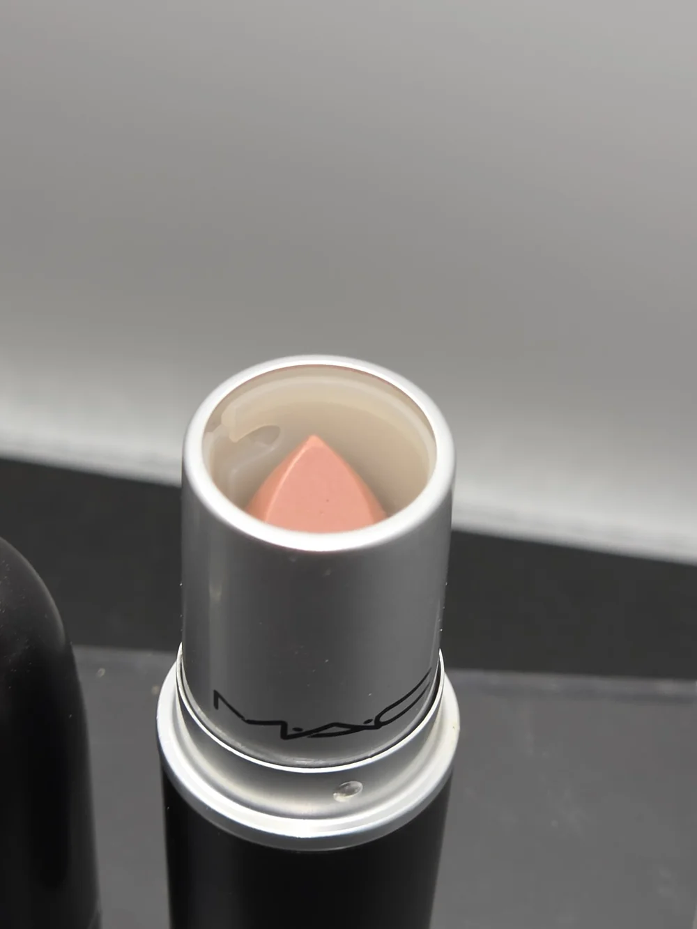 DISCONTINUED MAC GLAZE LIPSTICK- 